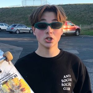 Meet your Posher, Asher